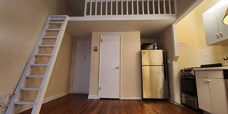Rented by ONE Manhattan Real Estate | media 3