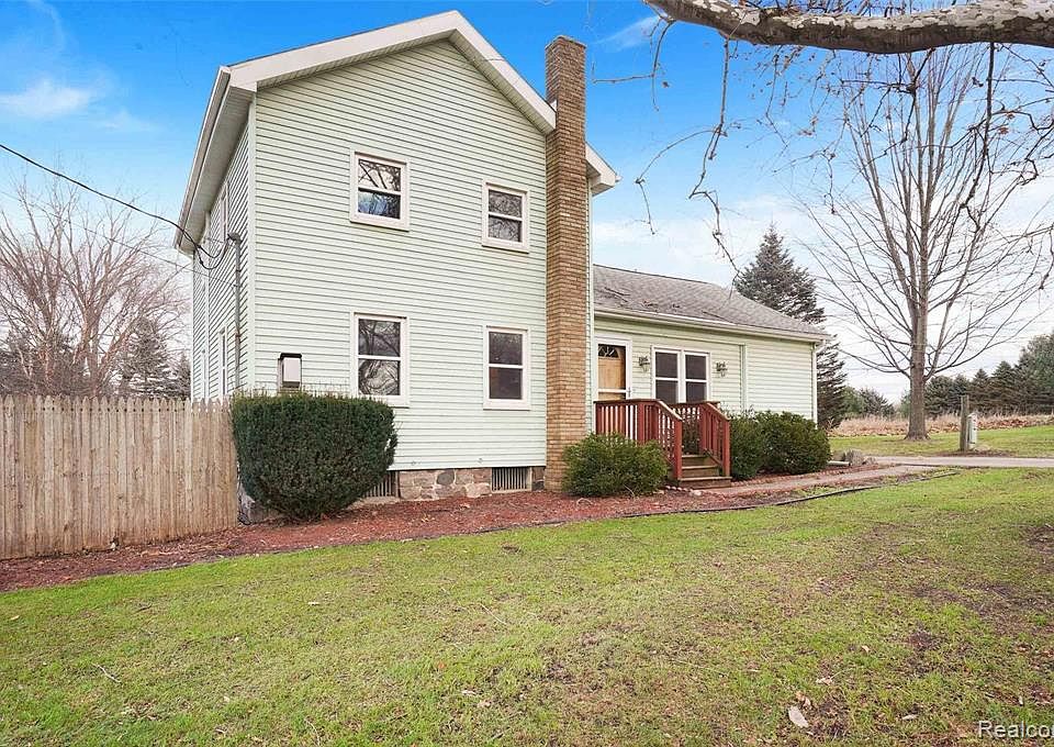 5190 W Coon Lake Rd, Howell, MI 48843 Zillow