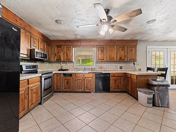 5th image of 69 Sandersdale Rd