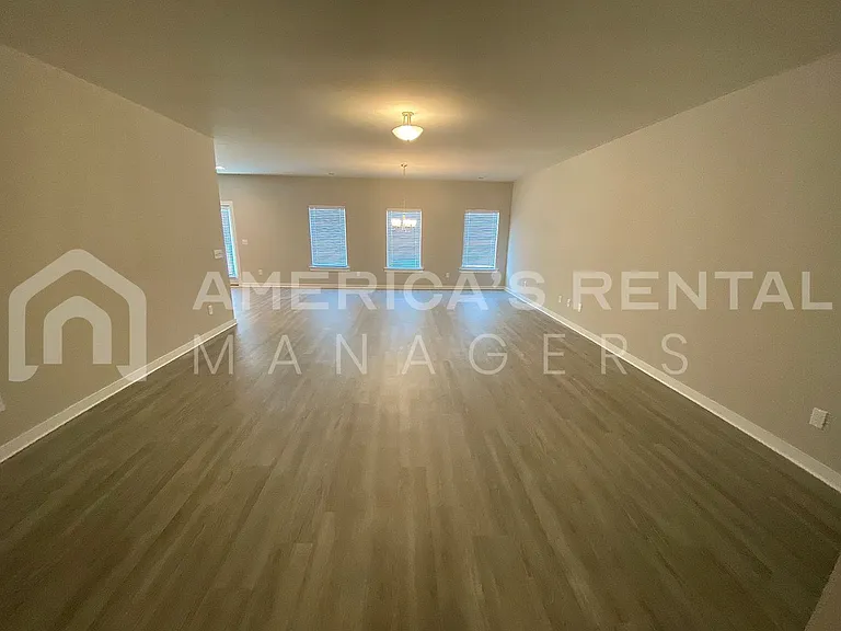 255 Dreher Rd — Photo 3
