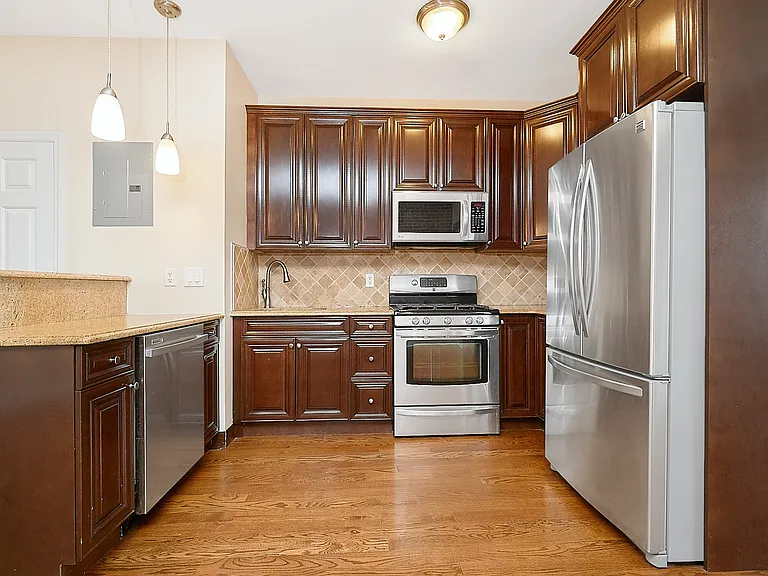 223 W 115th St #2 — Photo 14