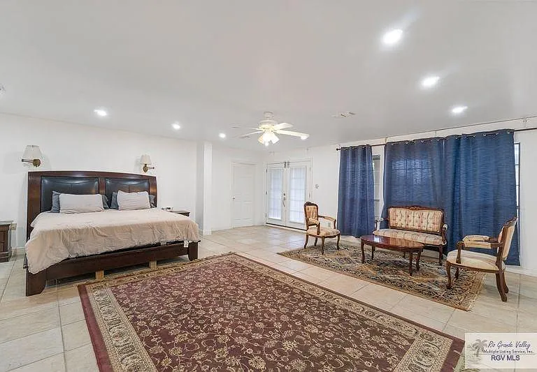 136 W Ruben M Torres Blvd — Photo 30