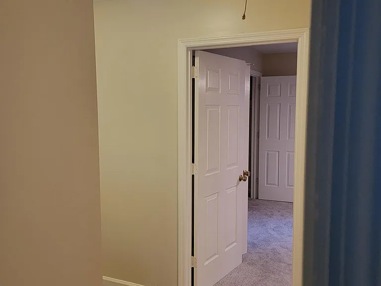 411 Woodsman Ct — Photo 12