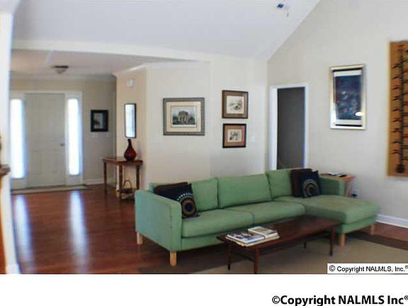 3rd image of 110 Jewell Cobb Ct