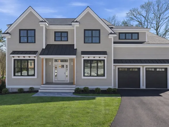 1 Delisio Dr, Andover, MA 01810