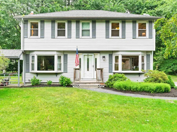 4 Linden Street, Hudson, NH 03051