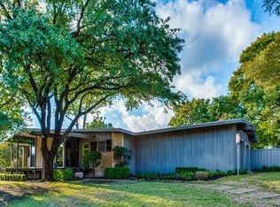 10877 Caprock Cir, Dallas, TX 75218