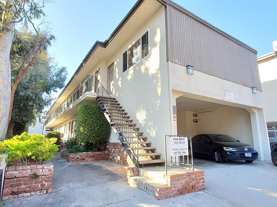 1st image of 11623 Darlington Ave #212