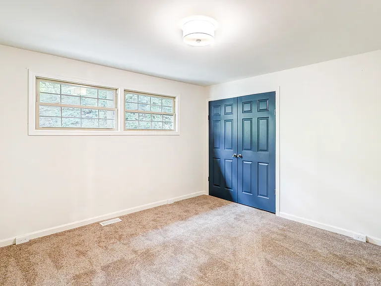 2560 Iron Springs Rd — Photo 26
