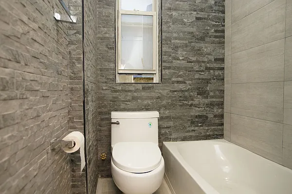 Rented by Norman Raindel, LREB | media 16