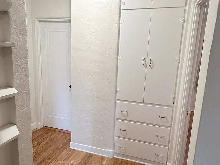 801 Solano Dr NE — Photo 19