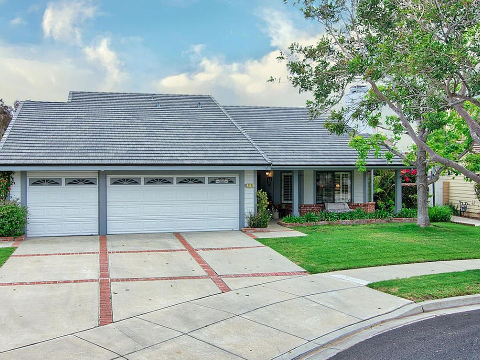 2120 Brook Hollow Ct Oxnard MLS (34)
