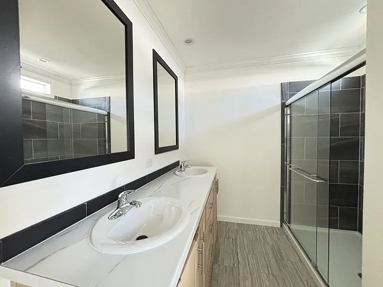 7433 43rd Dr N #523 — Photo 5