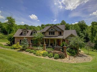 195 Cobblestone Blvd, Scott Depot, WV 25560