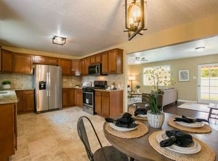 242 Osuna Rd NW, Albuquerque, NM 87107
