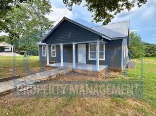 145 Church St, Calhoun, TN 37309