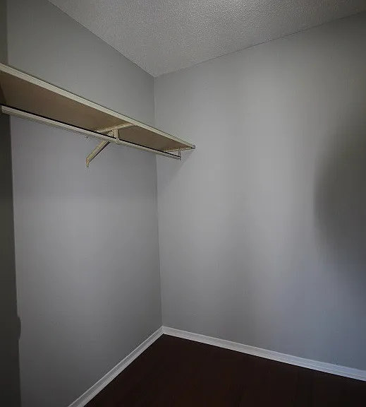 318 Lorry Greenberg Dr — Photo 39