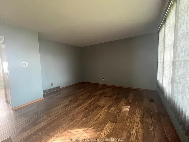183 Michener Rd — Photo 3