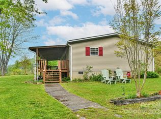 70 Chambers Rd, Weaverville, NC 28787