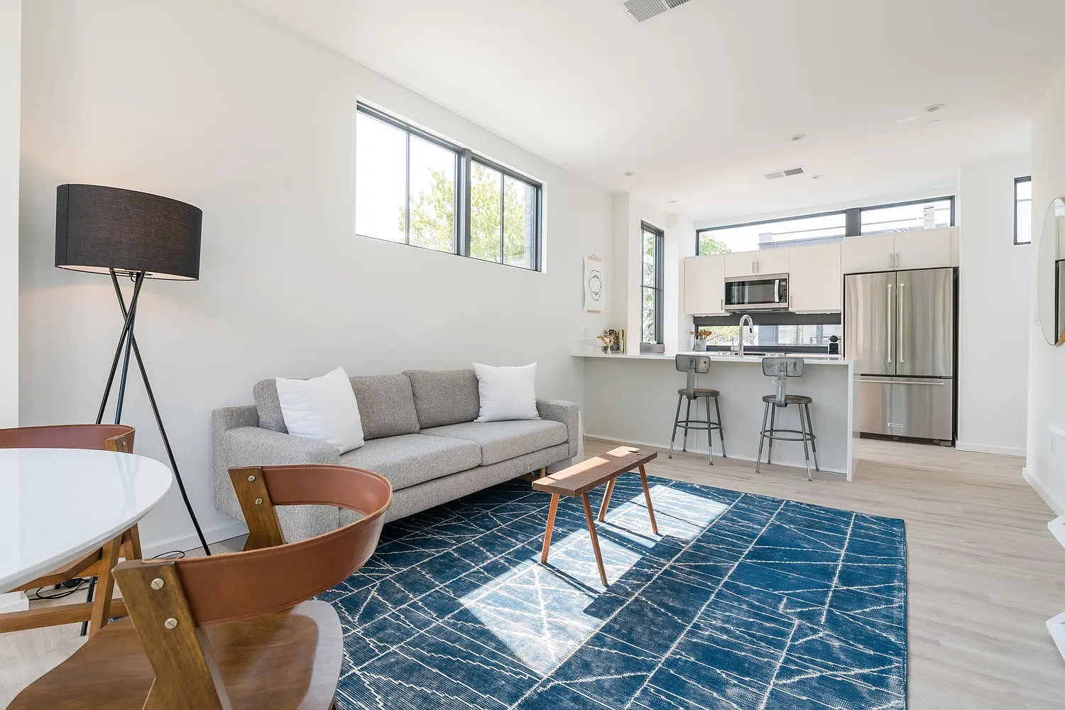 3 bed, $1,699 — Photo 1