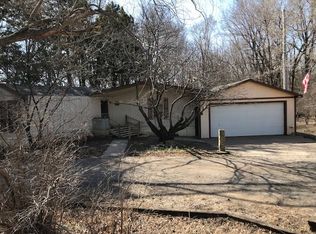 1013 Campbell Rd, Augusta, KS 67010