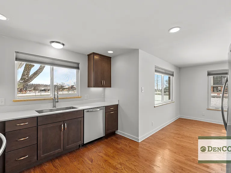 32 Hillside Dr — Photo 7