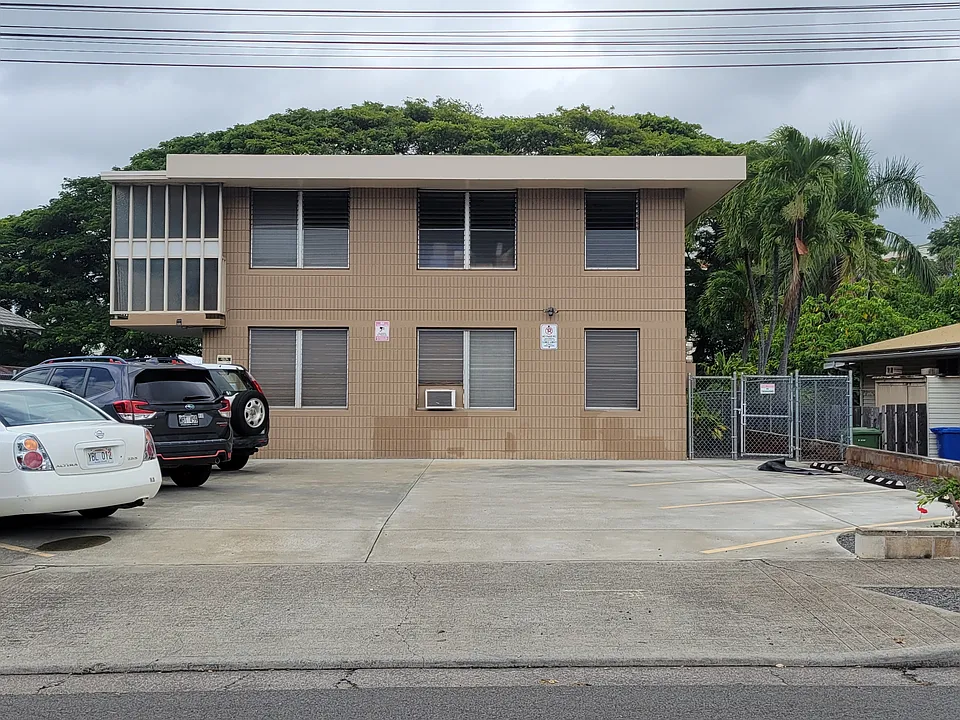 1238 Palolo Ave #4
