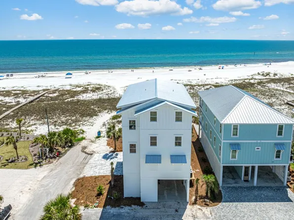 120 S 40th St #A, Mexico Beach, FL 32456