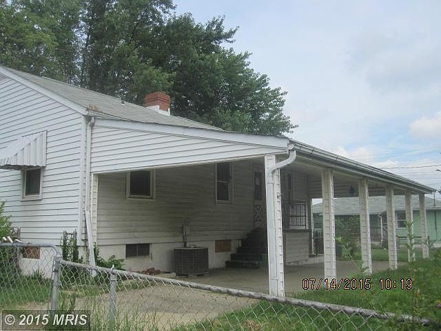 2nd image of 2311 Oak Ave