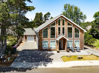 1560 S Edgewood St, Seaside, OR
