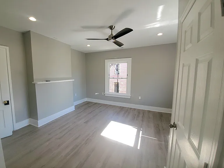 419 Hinton St #1 — Photo 3