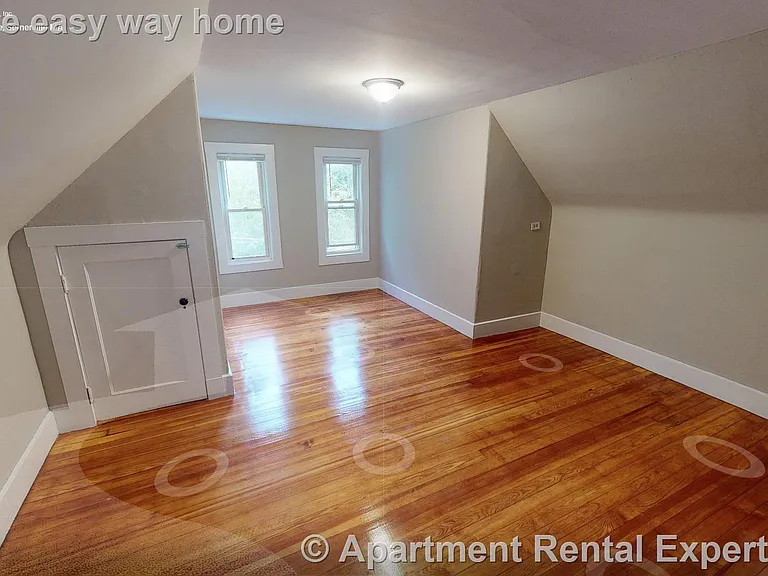 25 Pennsylvania Ave #2 — Photo 9