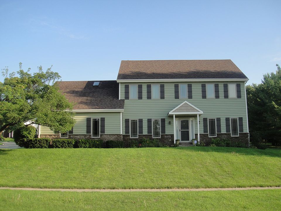 South-Facing Front Yard