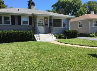 1913 Walnut St, Waukegan, IL 60087