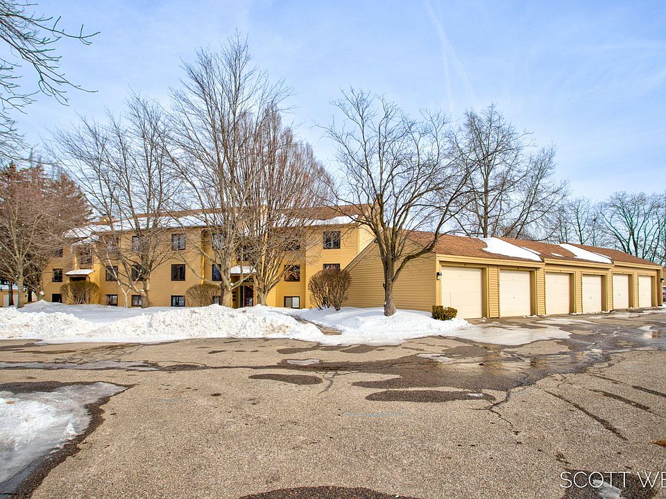 1st image of 300 Farington Blvd APT 16