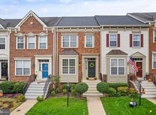 593 Edmonton Ter NE, Leesburg, VA 20176