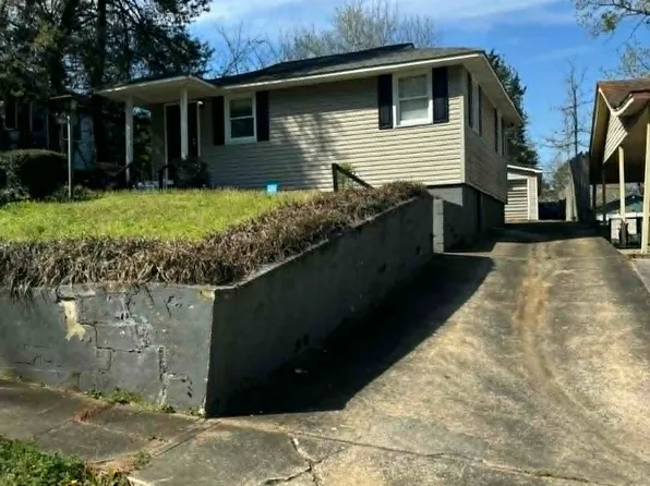 517 Seminole Cir, Fairfield, AL 35064