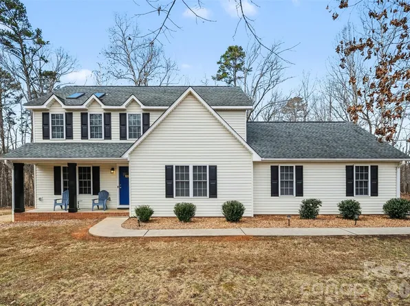 1338 Pell Dr, Lincolnton, NC 28092