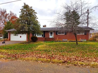 17 McGuffey Ln, Athens, OH, 45701