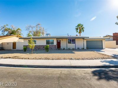 2109 Las Flores St, Las Vegas, NV, 89102