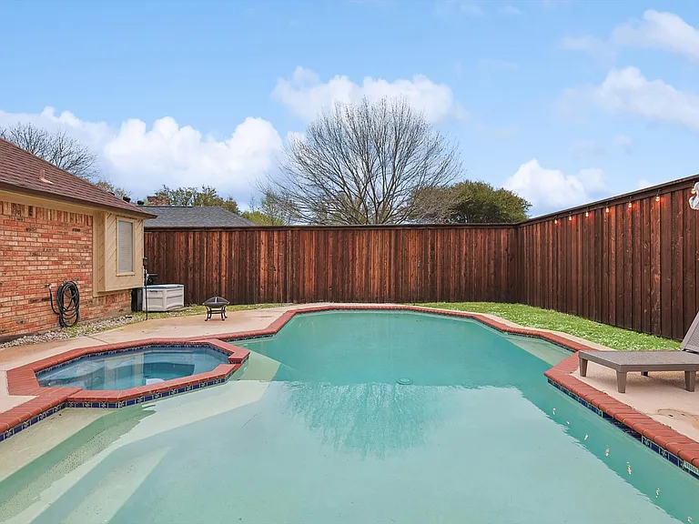 609 Arbor Creek Dr — Photo 78