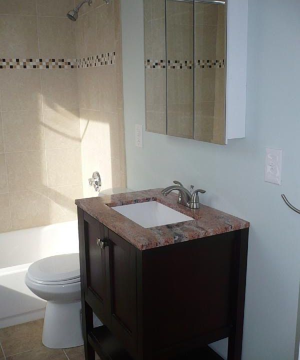 2nd image of 212 Maverick St APT 4M