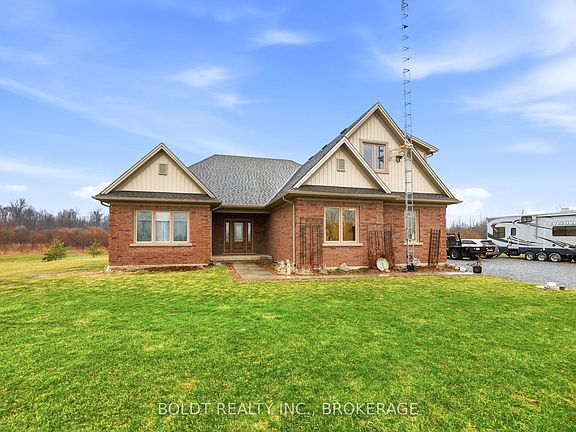3rd image of 4720 College Rd