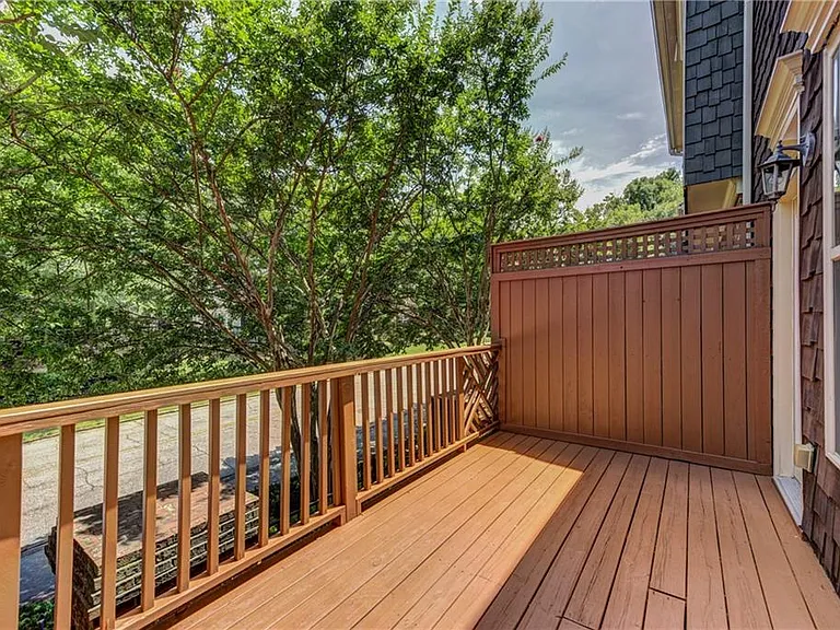 1516 Donaldson Park Dr NE — Photo 5