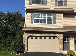 471 Galleon Dr, Mechanicsburg, PA 17050