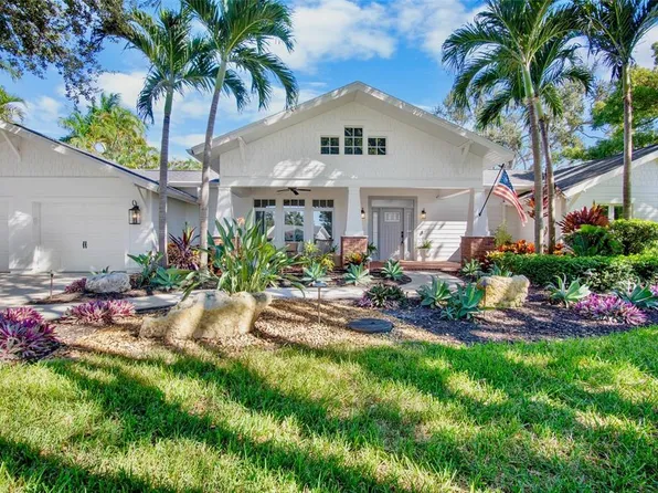 607 51st St NW, Bradenton, FL 34209