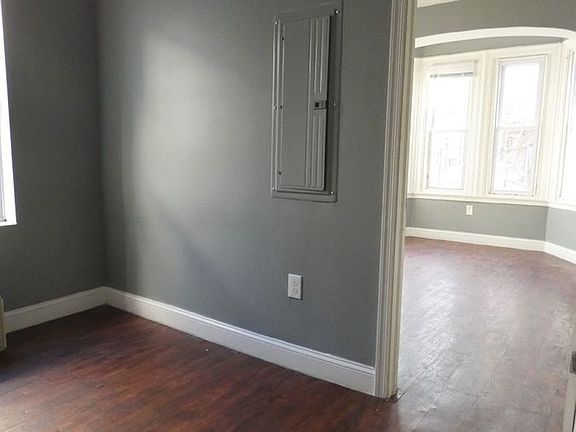 5th image of 4030 Green St #2