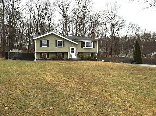 2nd image of 10 Sherwood Dr