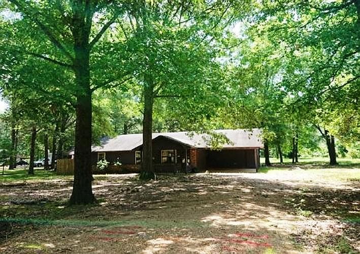 1st image of 535 Ouachita 210
