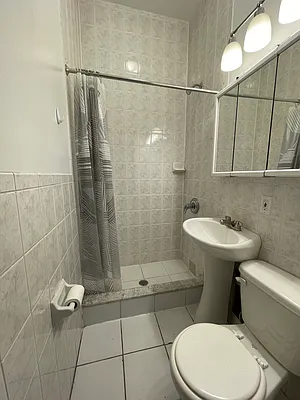Rented by Bond New York | media 12